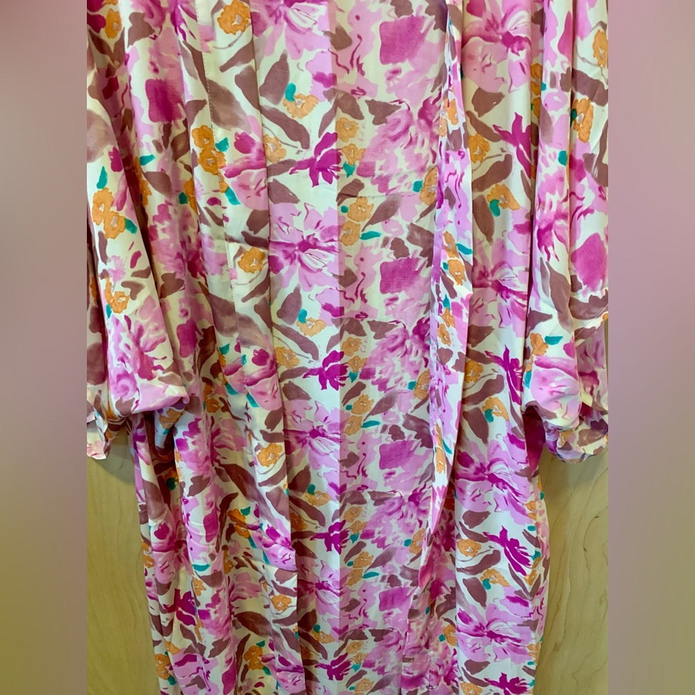 Paths of the Spirit Silk Kimono - Picture 6 of 6